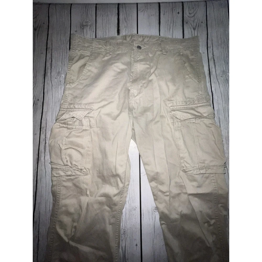 Vintage Y2K Levis Loose Straight Baggy Cargo Pants Size 34/32